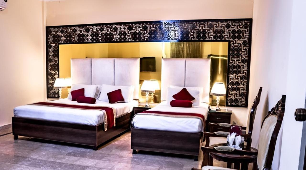 Rose Palace Hotel, Gulberg Lahore Exterior photo