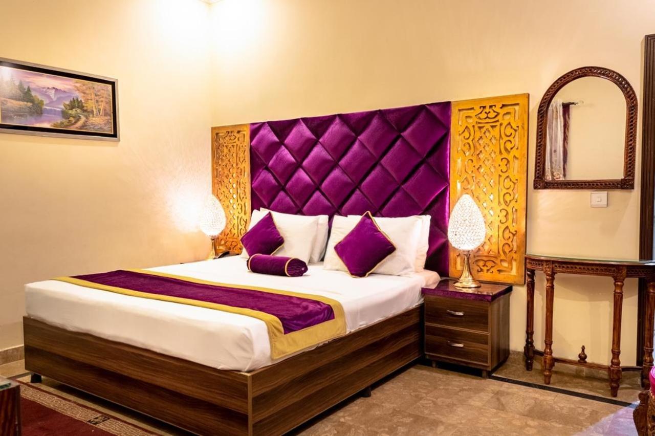 Rose Palace Hotel, Gulberg Lahore Exterior photo